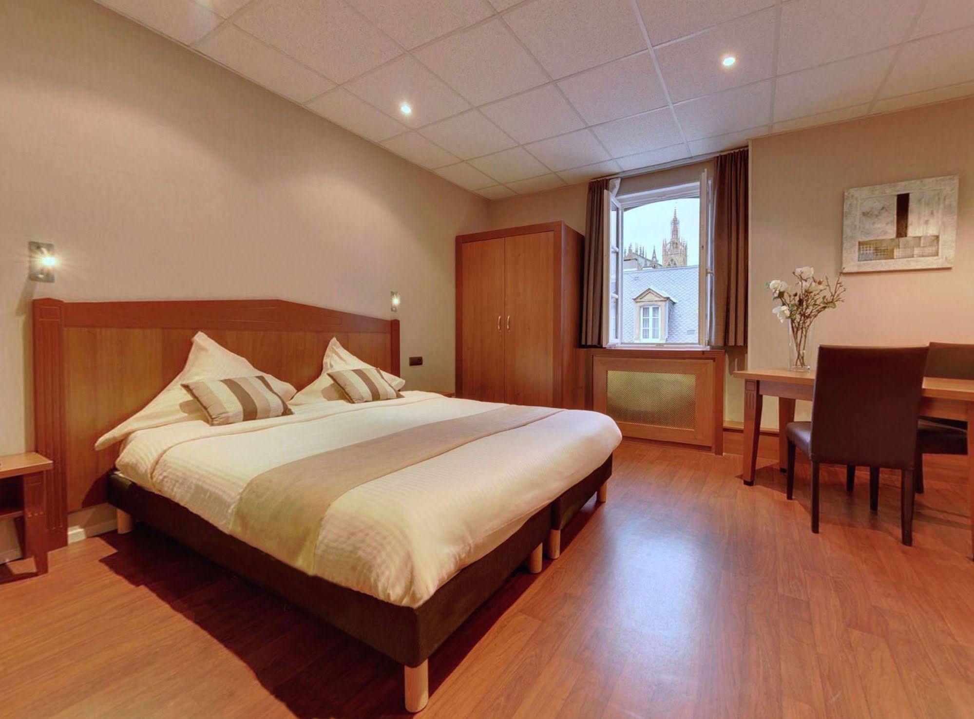 Mercure Grand Hotel Metz Centre Cathedrale Eksteriør billede